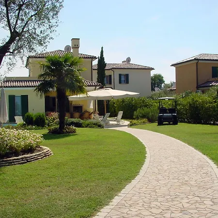 Scirocco Villa
