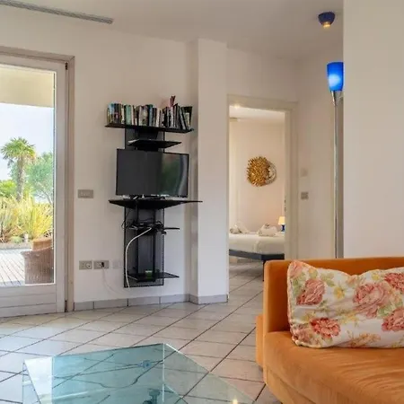 Scirocco Villa