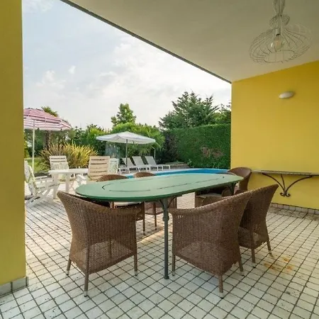 Scirocco Villa *