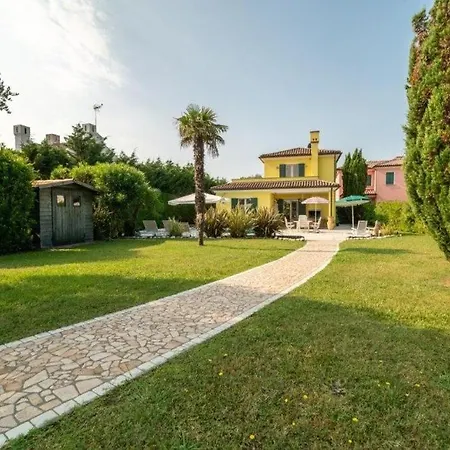 Scirocco Villa